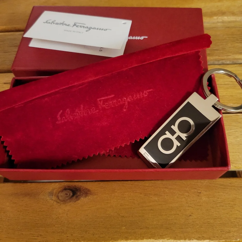 Salvatore Ferragamo Black and Silver Key Holder